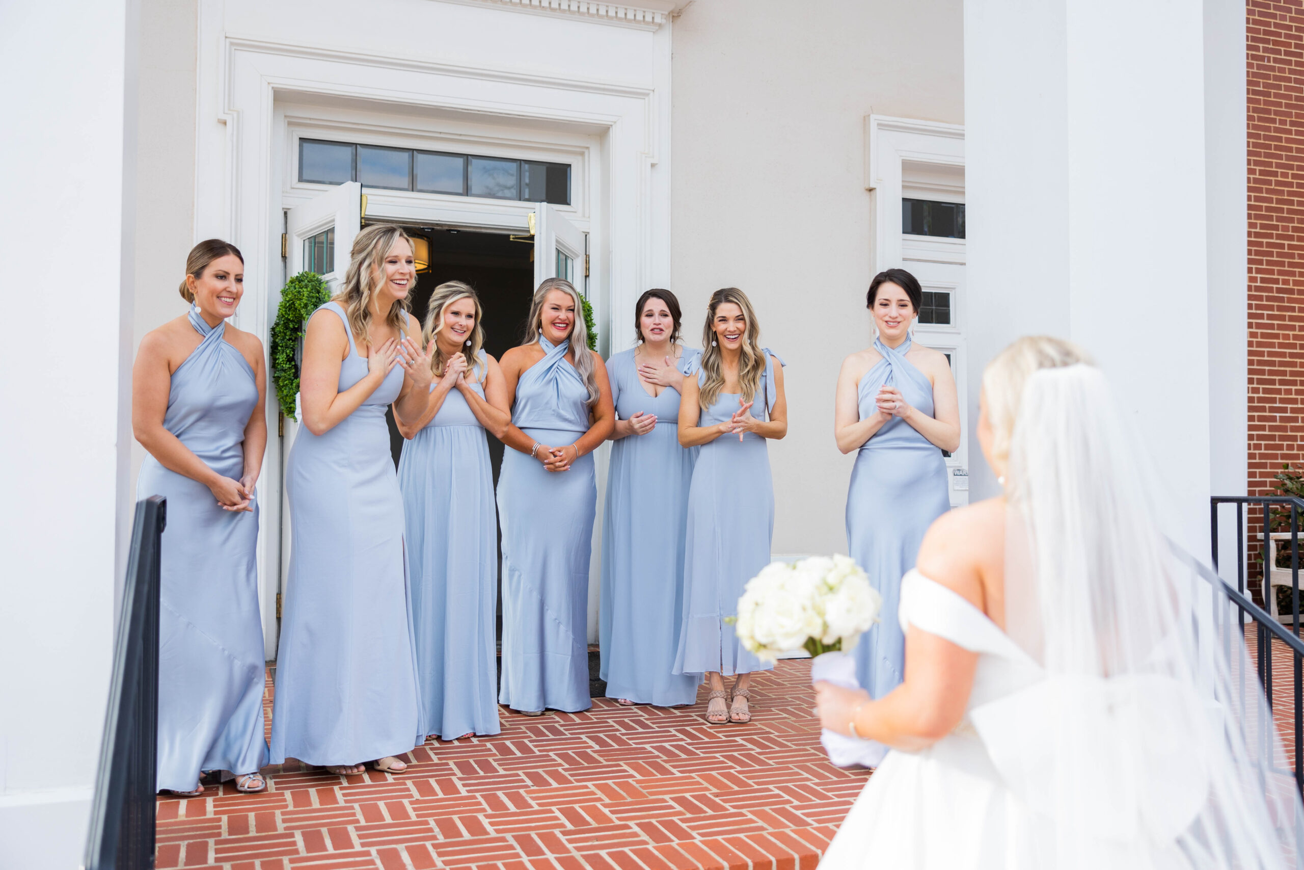 Eleanor Stenner Photography - a wedding photographer in Birmingham, AL - shares tips on how to be the best Maid of Honor!